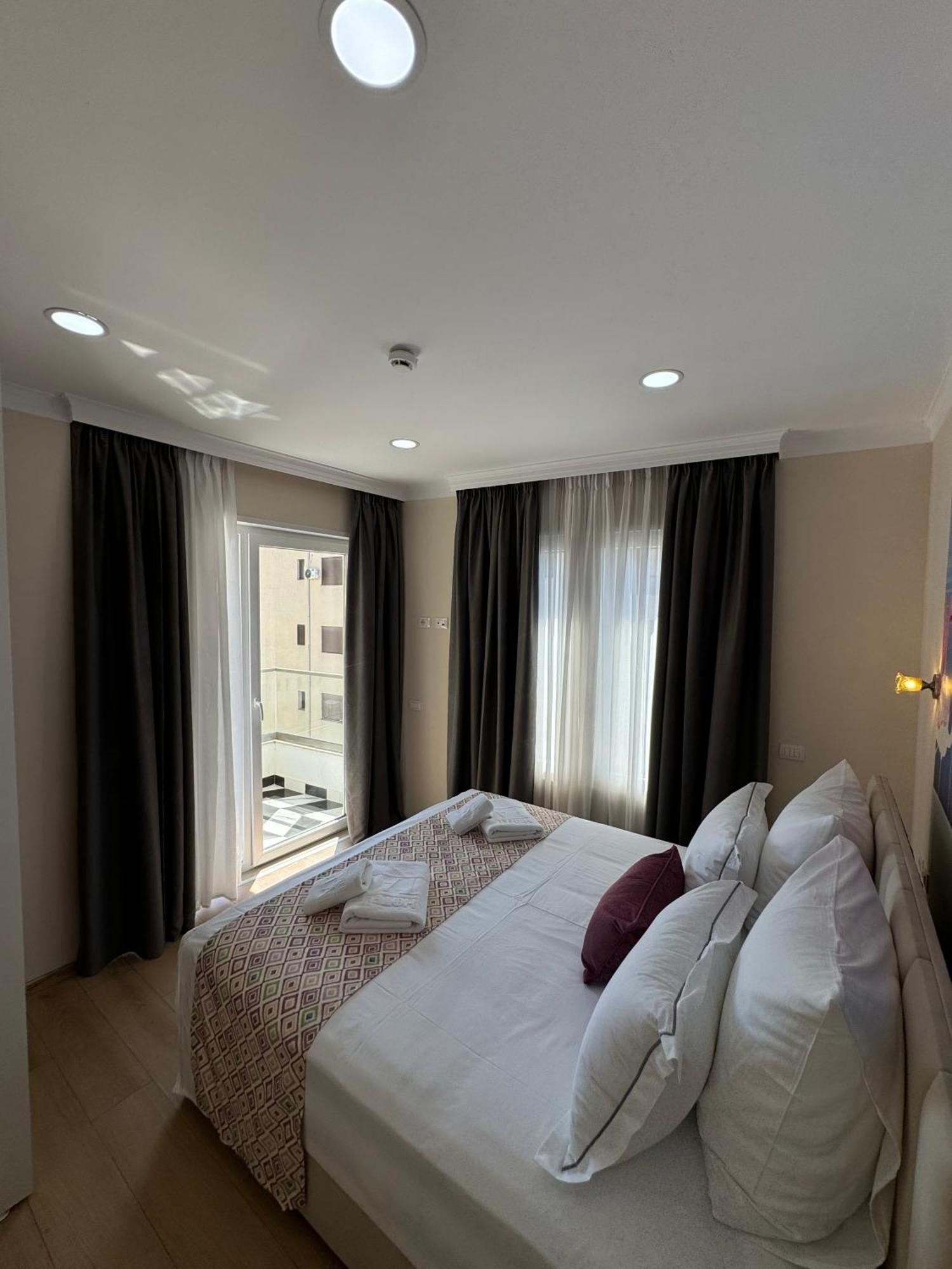 Hotel Britania Vlorë Chambre photo