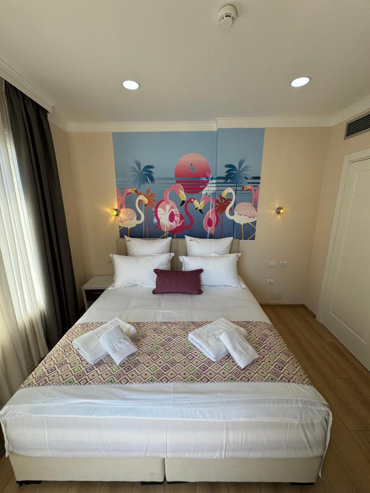 Hotel Britania Vlorë Chambre photo