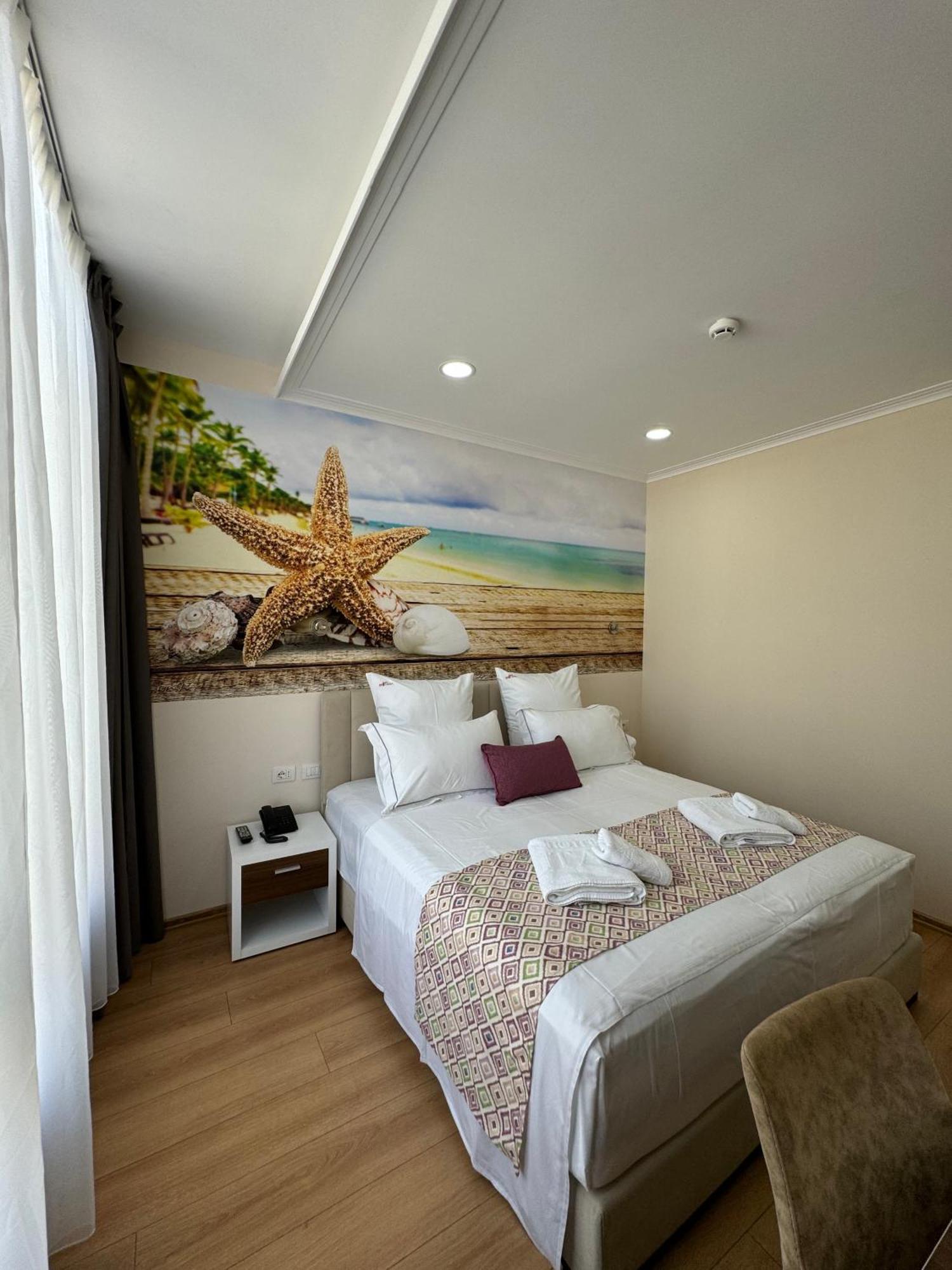Hotel Britania Vlorë Chambre photo