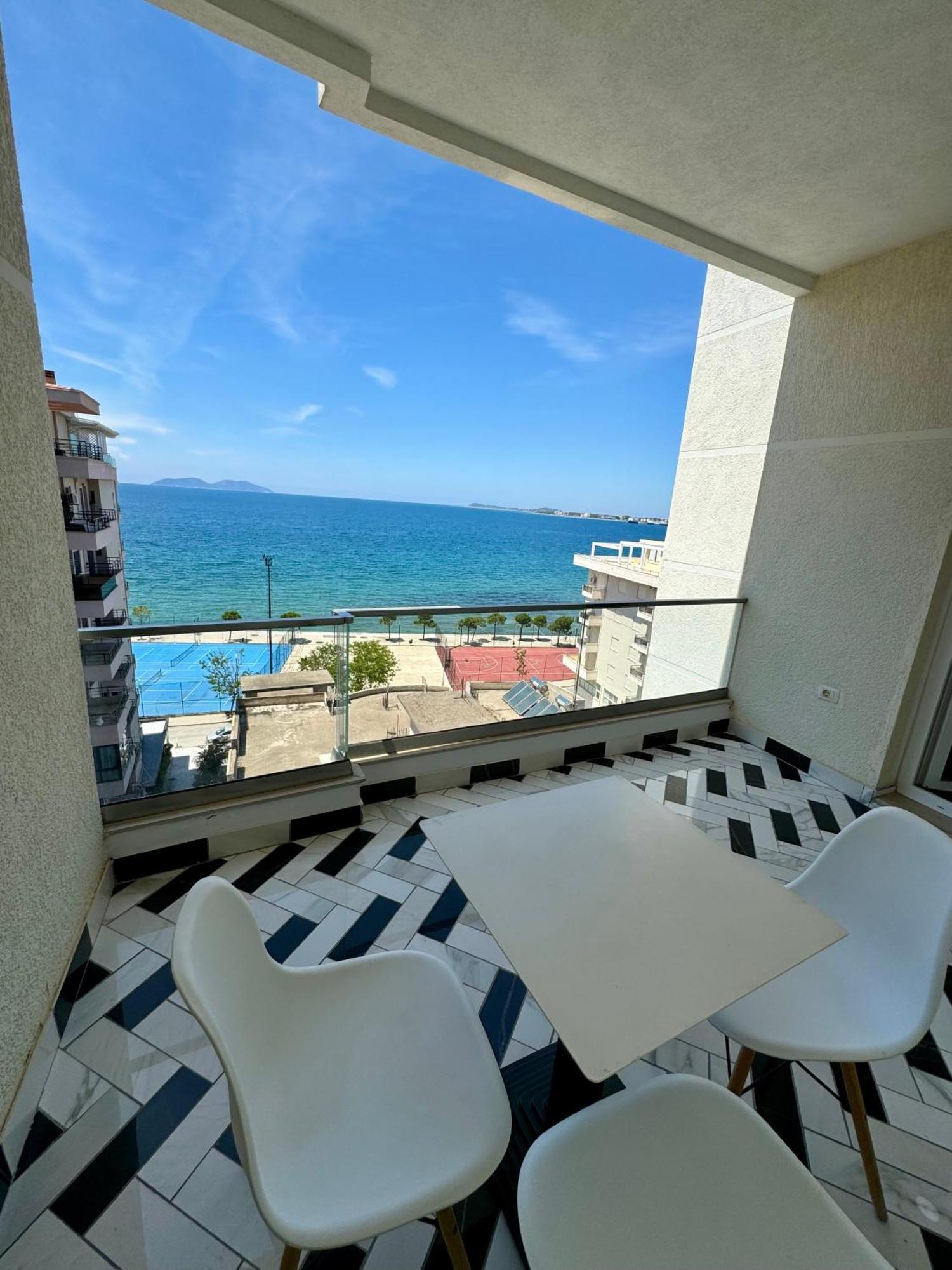 Hotel Britania Vlorë Extérieur photo